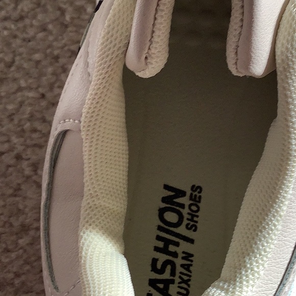 Shoes - Picture 3 of 5